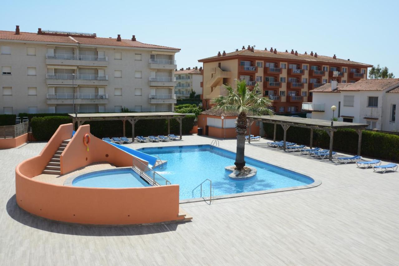 Apartamentos familiares Sa Gavina Gaudí L'Estartit Exterior foto